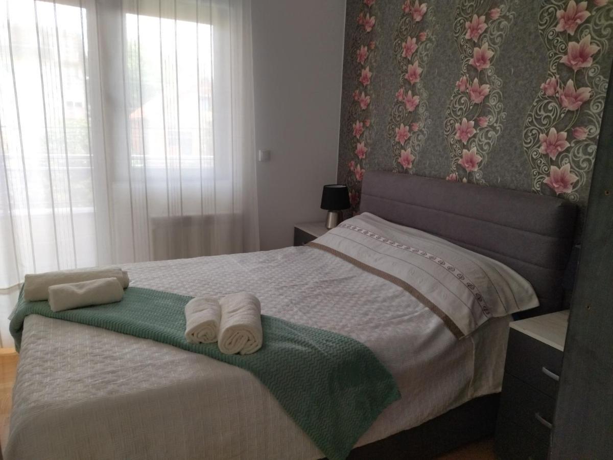 Apartman Gana Altina Lux Belgrado Esterno foto