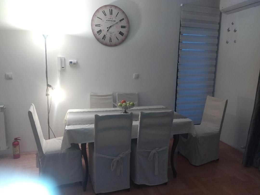 Apartman Gana Altina Lux Belgrado Esterno foto